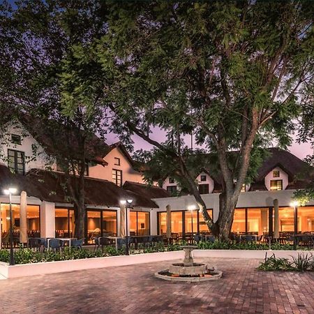 Indaba Hotel, Spa & Conference Center Johannesburg Exteriör bild